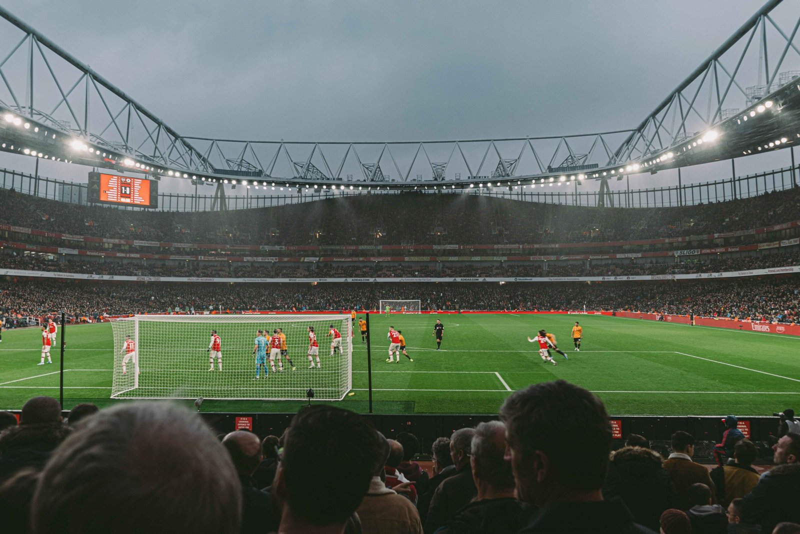 Photo of an Arsenal corner kick